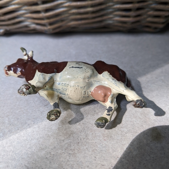 Vintage lead bull farm figure Britain made in England - Picture 4 of 6